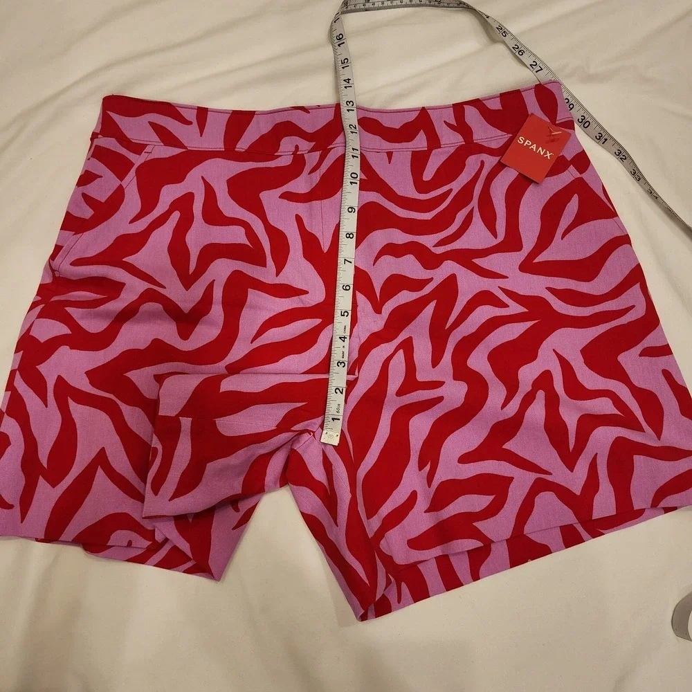 Spanx Pull On Stretch‎ Shorts XL Pink Red Leopard Vaca Beach Party Color Pop NWT